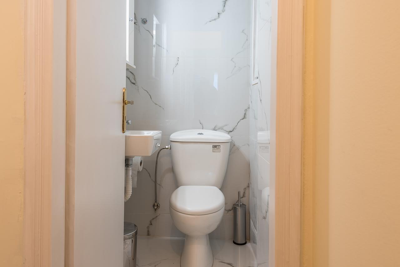 Victoria Queens Palace Apartments アテネ エクステリア 写真