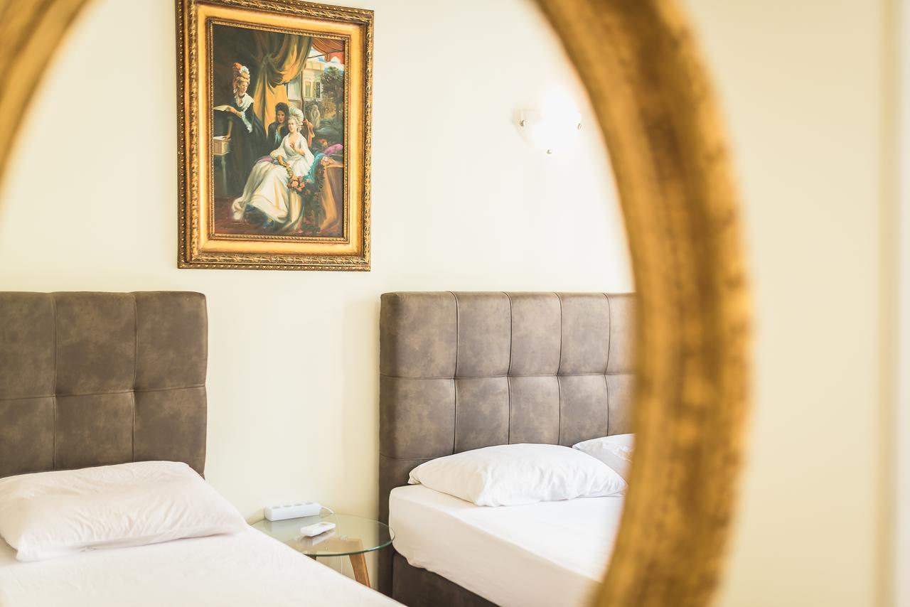Victoria Queens Palace Apartments アテネ エクステリア 写真