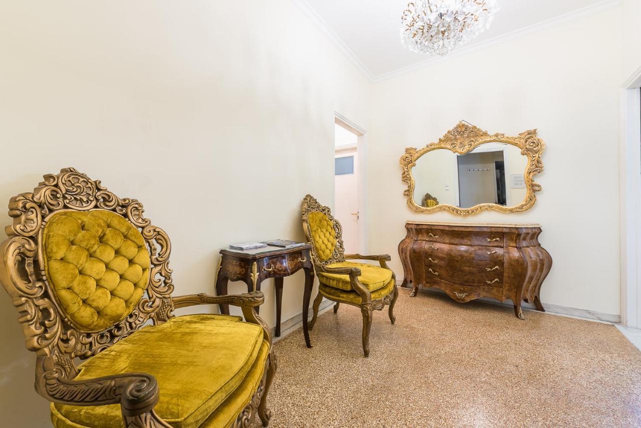 Victoria Queens Palace Apartments アテネ エクステリア 写真